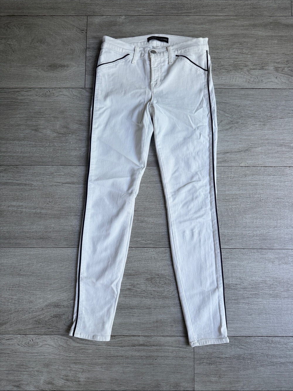 J Brand for Intermix Size 26 White Women's Slim Skinny Jeans Black Side Stripe
